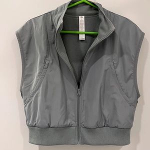 all in motion vest cosmic grey NWOT